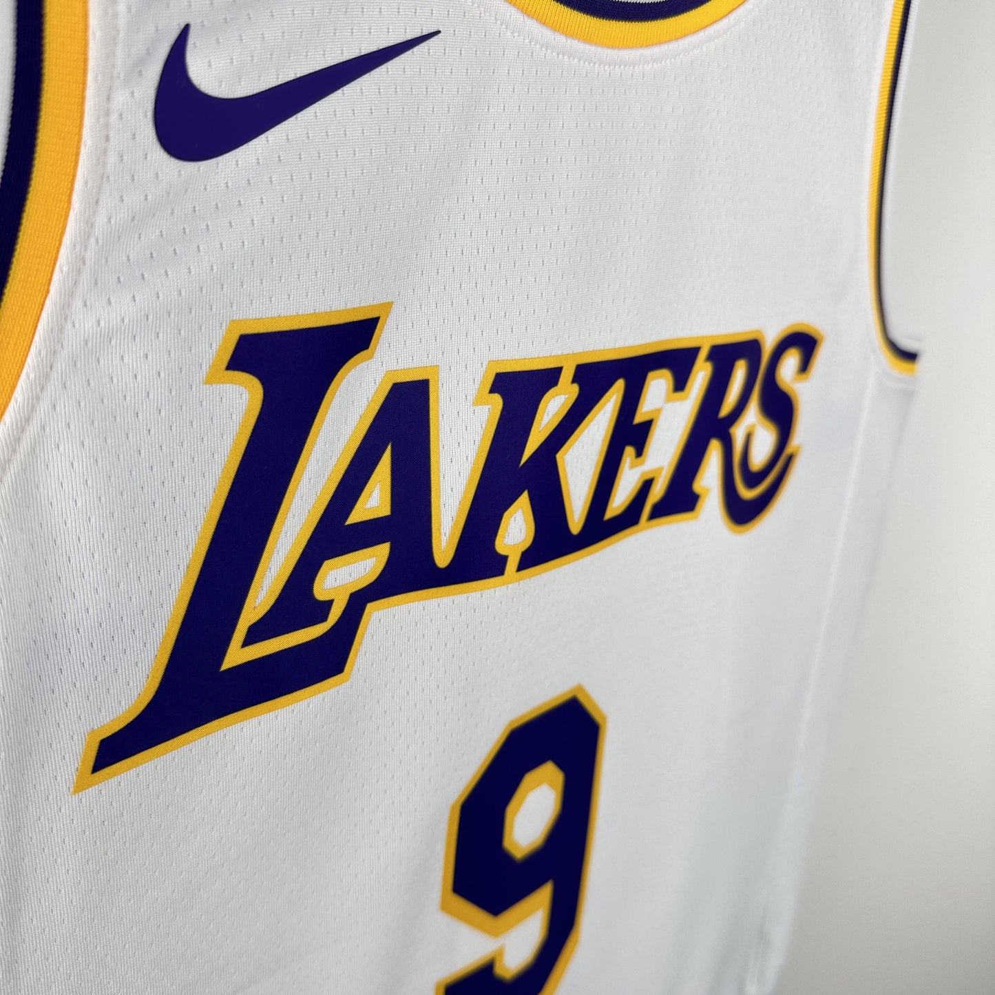 LA Lakers Branca