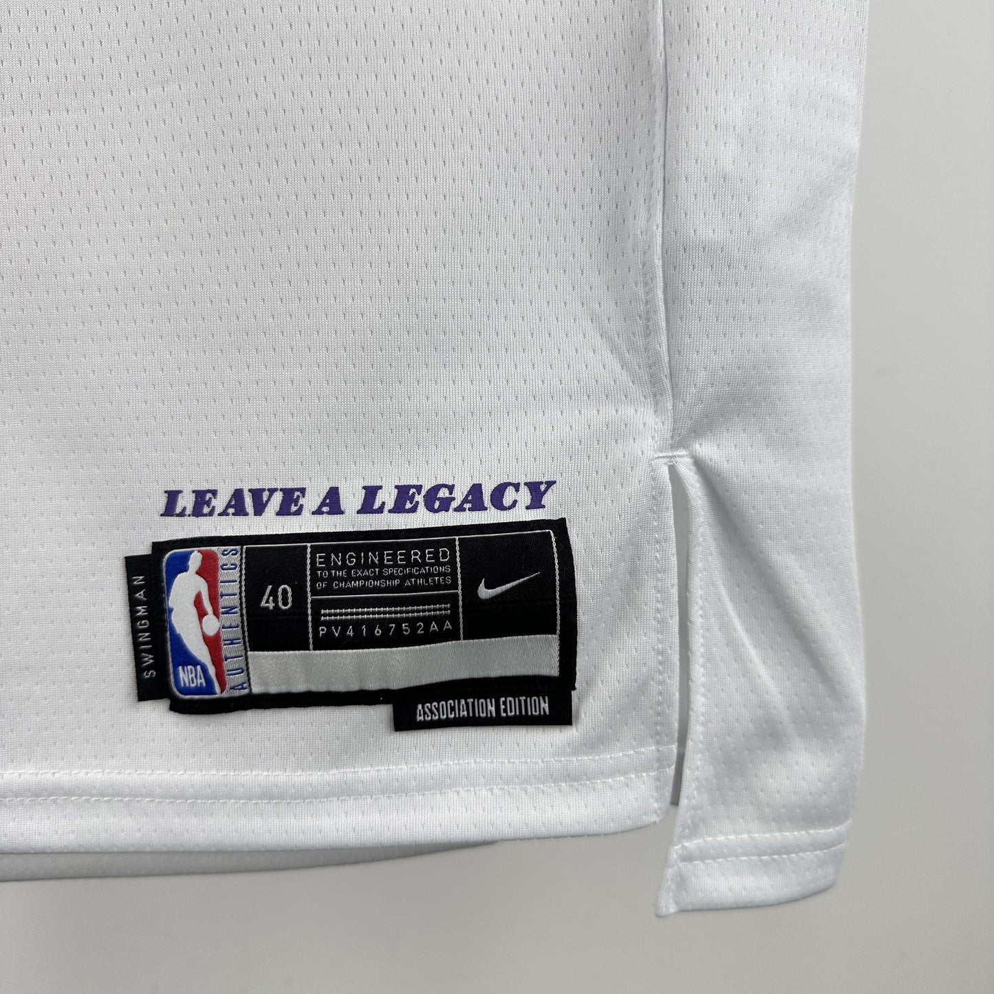 LA Lakers Branca
