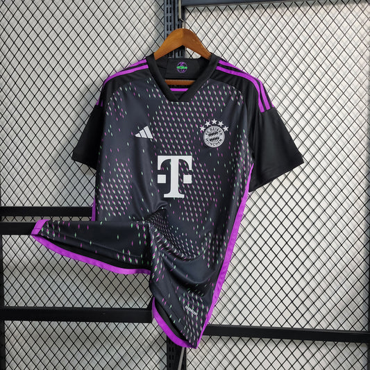 Bayern München Secundária 23/24
